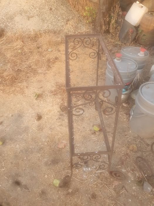 Suport flori fier forjat