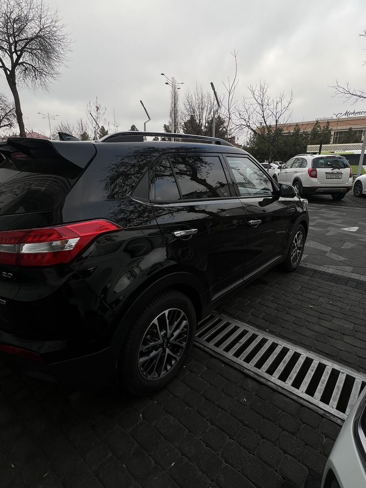 Hyundai creta full pozition 4x4 .2 L