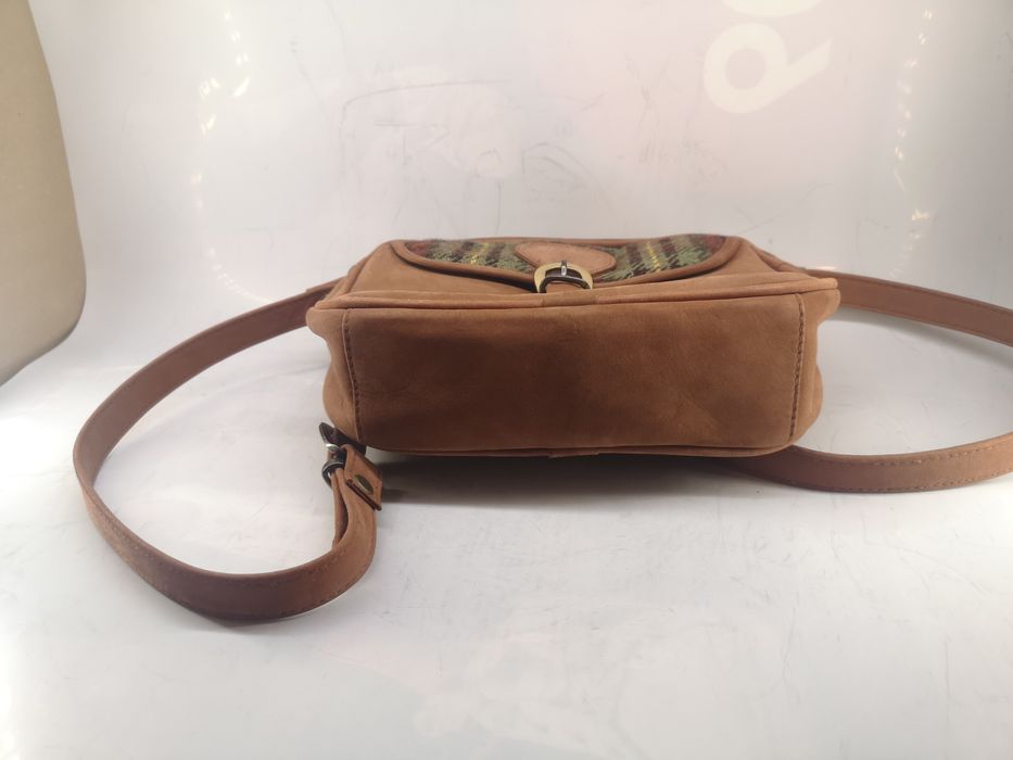 Малка дамска чантичка (естествена кожа) Laura Ashley