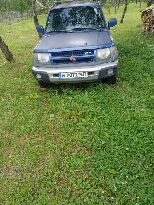 Vind Mitsubishi pajero pinin