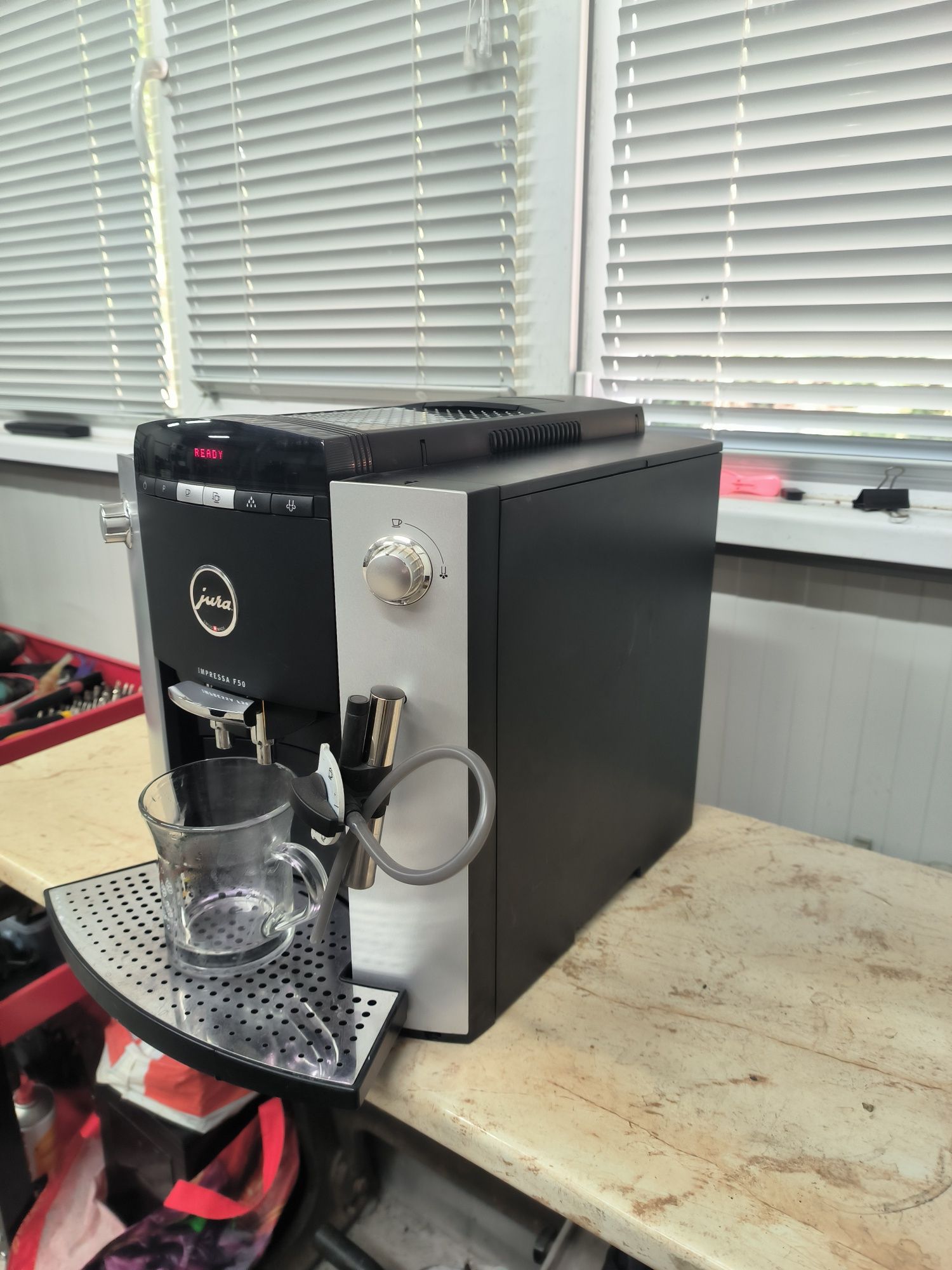 Jura impressa f 50