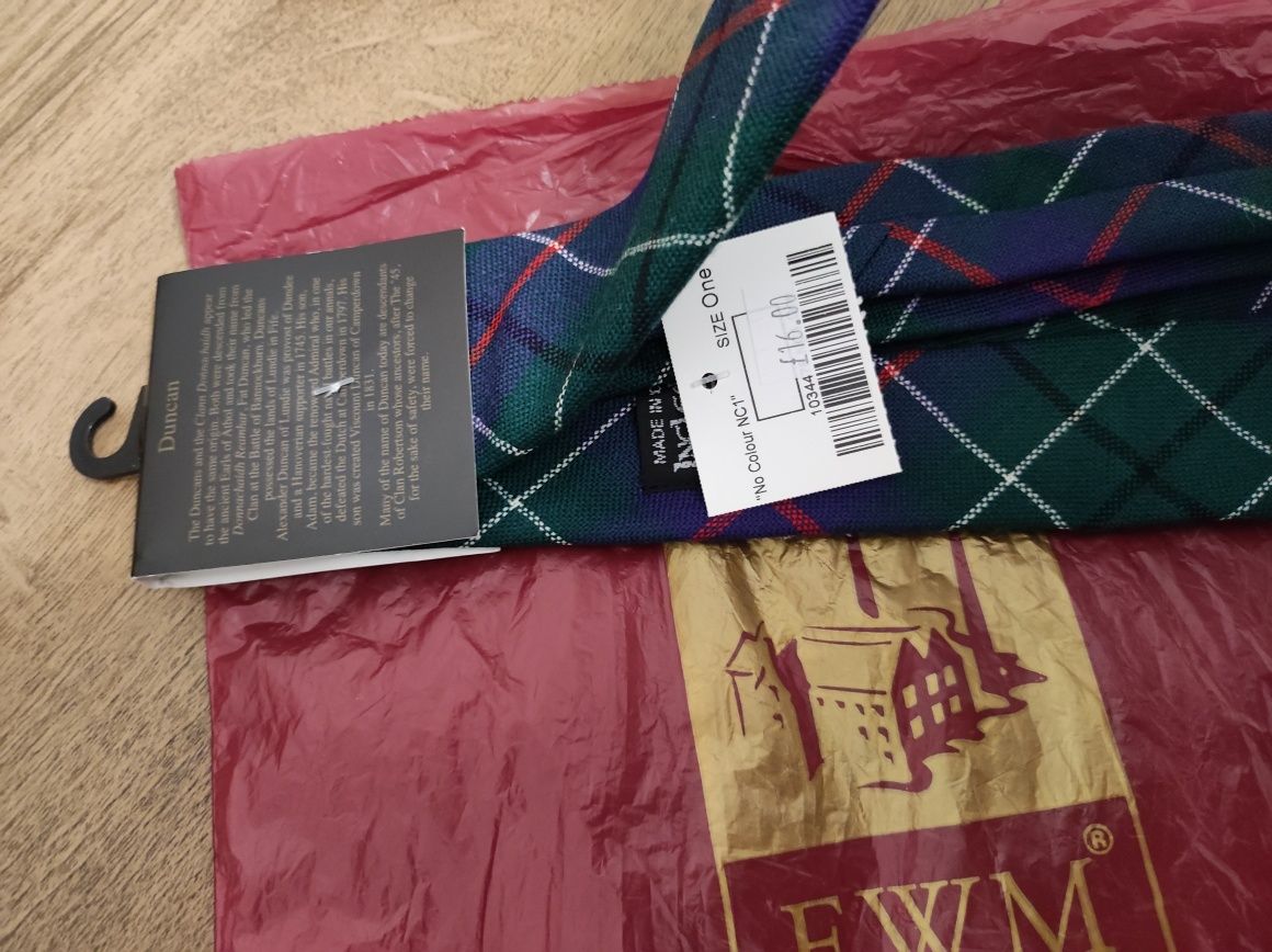 Cravata de lana de la Edinburg woollen mill