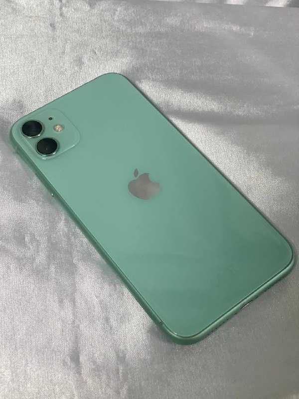 Apple iPhone 11  64 Gb(город Шу)номер лота 356614