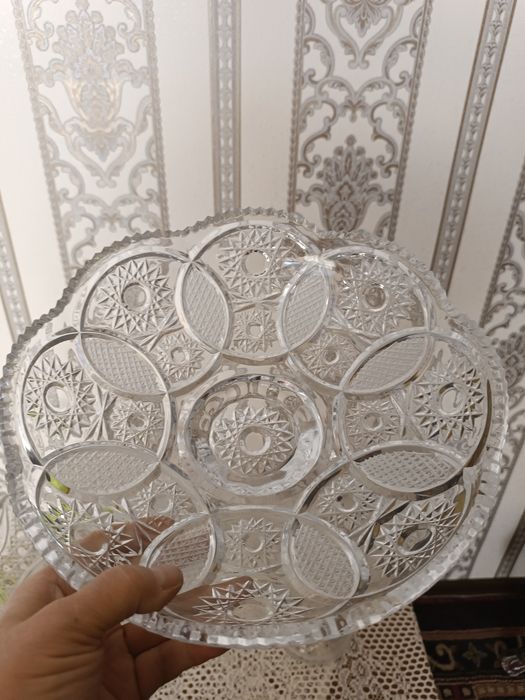 Хрусталлар сотилади