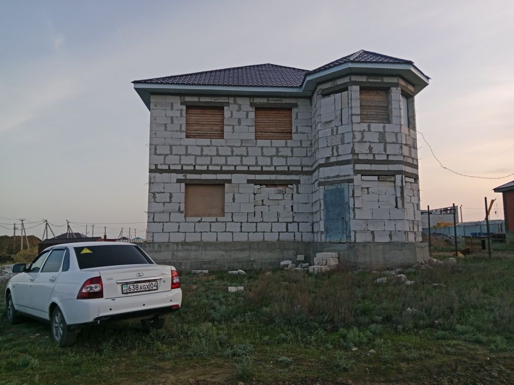 Продам коттедж черновой вариант