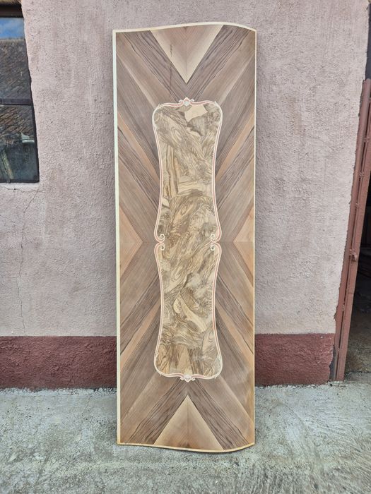 Ușă ondulată dulap