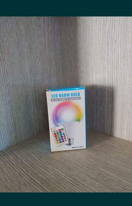 Нова лед крушка, с дистанционно.