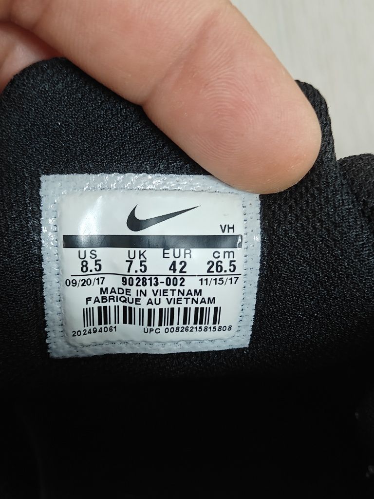 Nike arrowz Nr 42