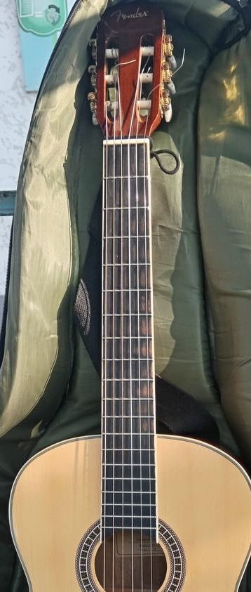 Gitara Fender Classic