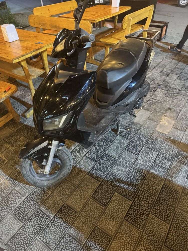 Skuter 150 kub wassat benzin скутер бензин