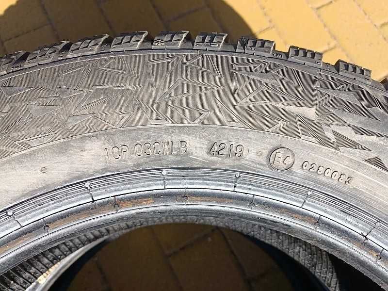 Шины 185/65 R15 - "Continental IceContact 3" (Германия), шипованные.