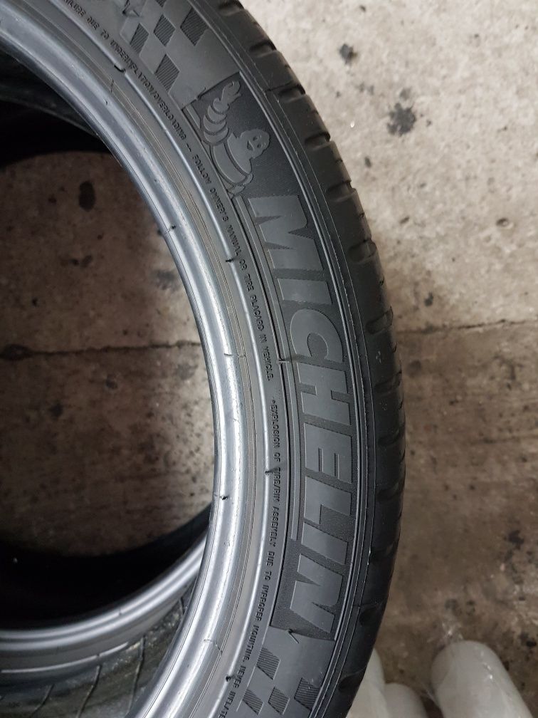 Michelin 215/45 R18 93W vară