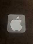 Apple стикер бял