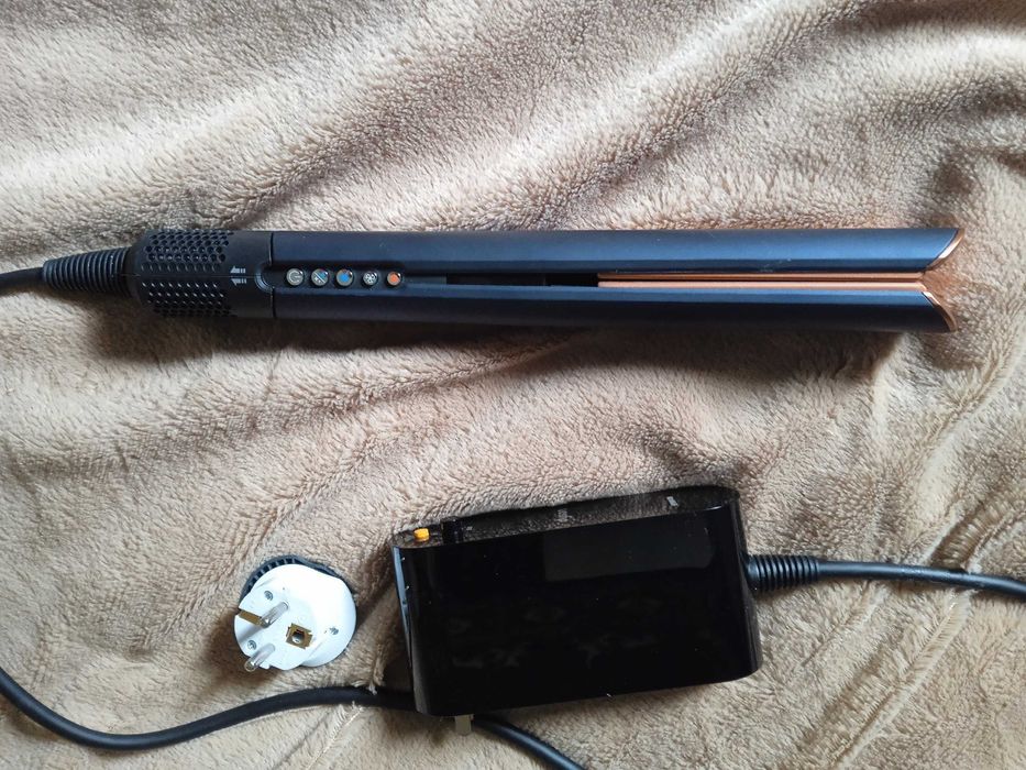 Dyson Airstrate фен утюжок