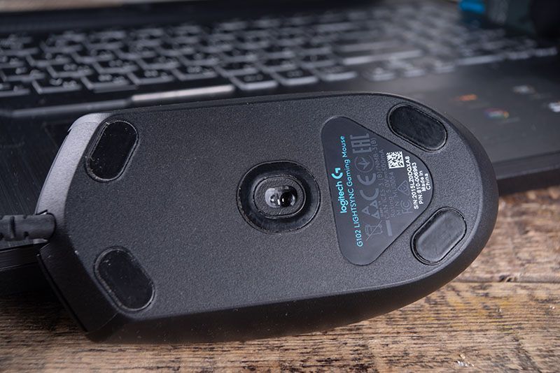 Мышки игровые Logitech G102 LIGHTSYNC, в упаковках