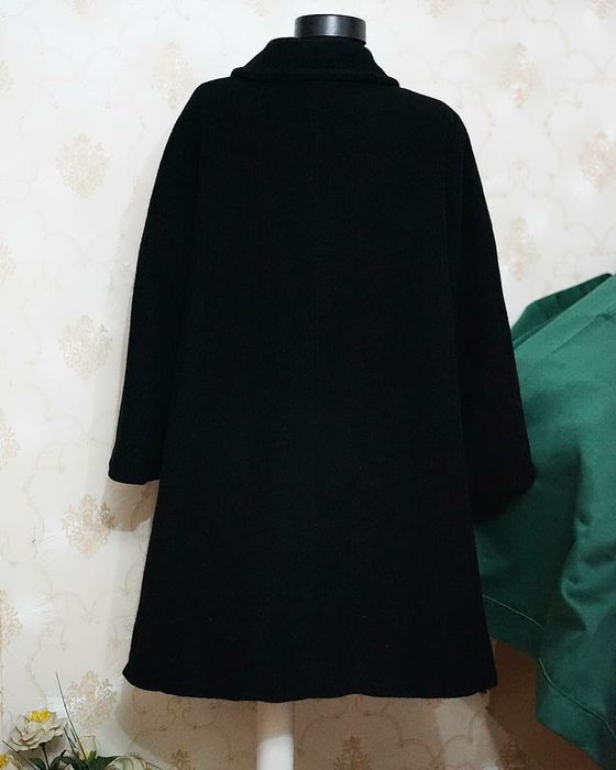 Palton negru clopot lana cu nasturi