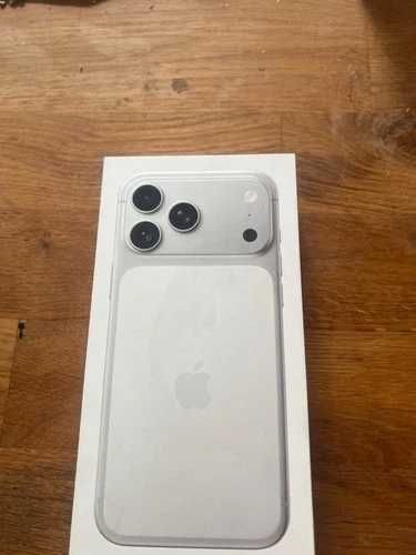 Iphone 17 Pro Sigilat garantie blue sau silver!