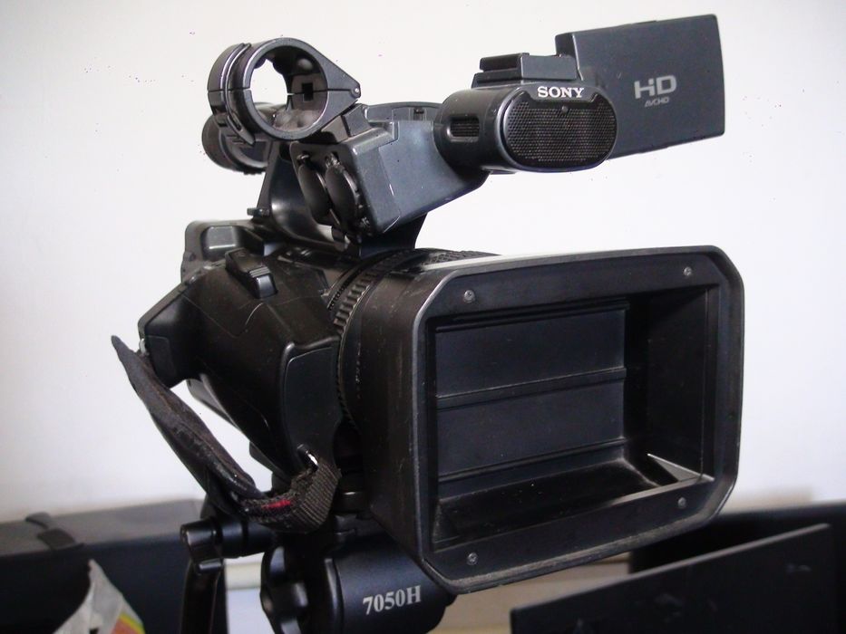 Видеокамера Сони 2000.Е
