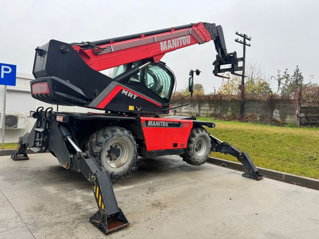 Închiriez automaca manitou nacelă motostivuitor maca spider