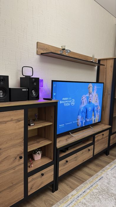 Возьму одну девушку