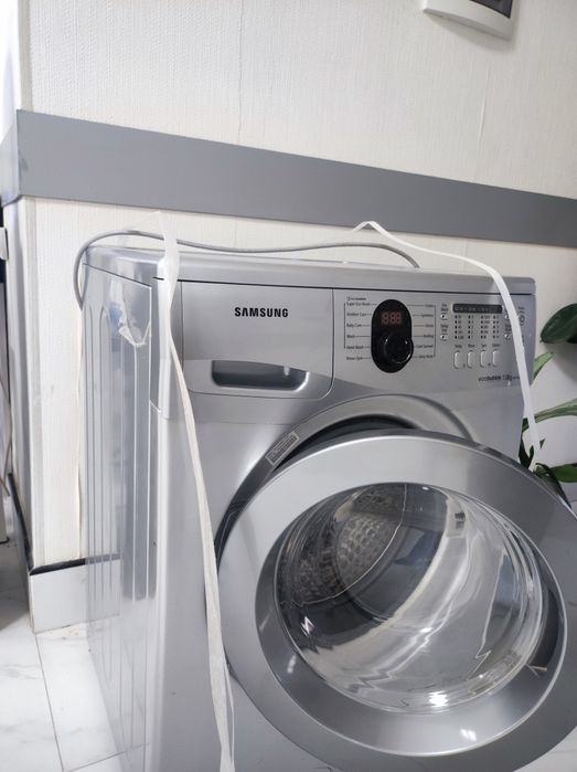 Kir yuvish mashinasi 7 kg Samsung  WF 1702 W5 S Стиральная машина
