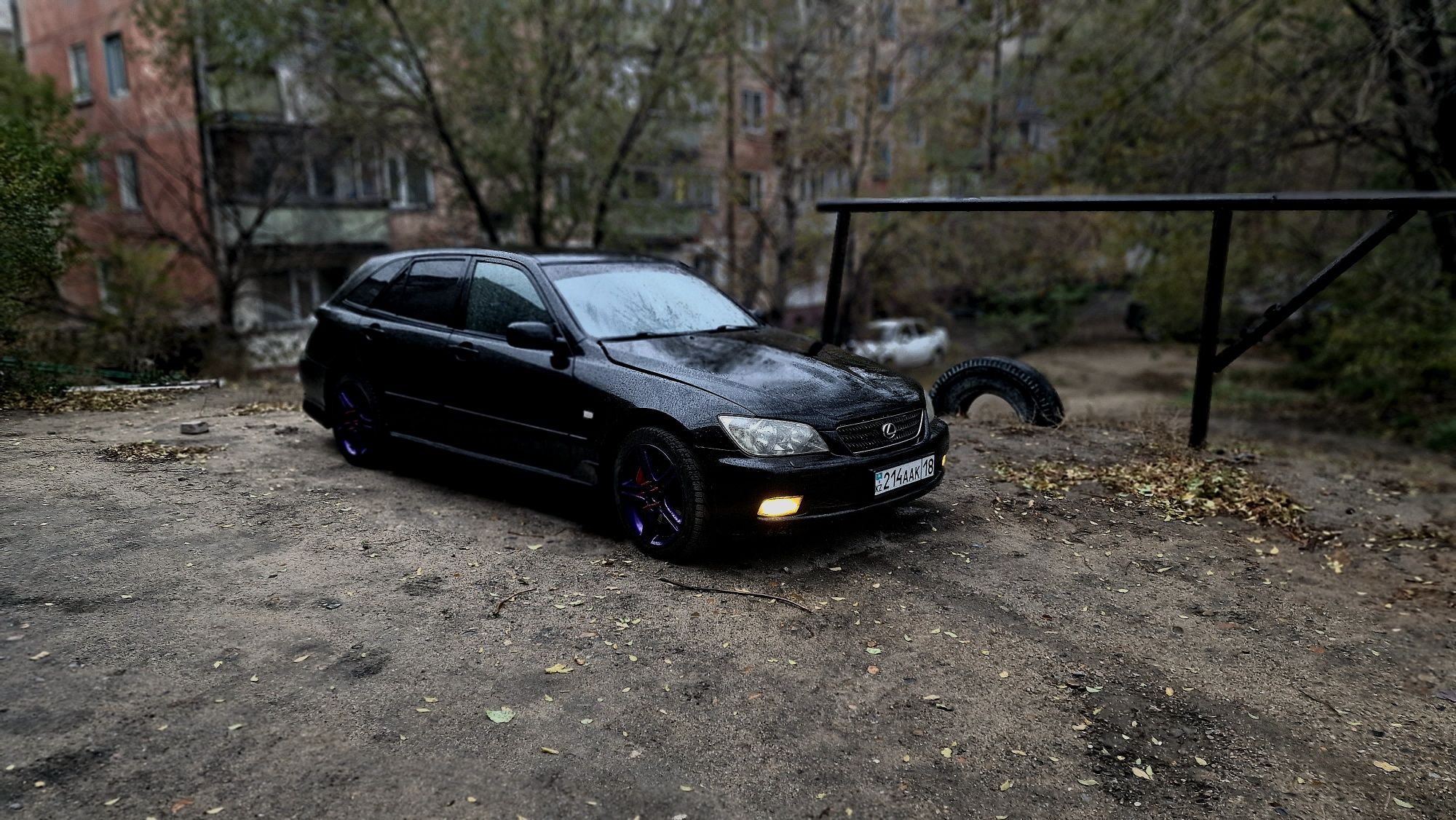 Обменяю Lexus is300 Sportcross, Toyota Altezza Gita