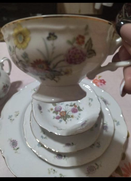 Чайный сервиз на 12 персон