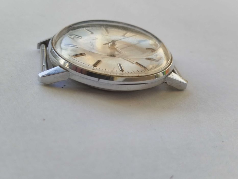 Колекционерски механичен часовник Raketa – Made in USSR (работещ)