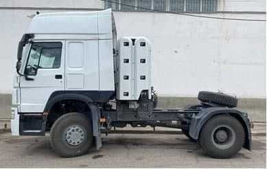 Газовый ТЯГАЧ Sinotruk HOWO (4х2)