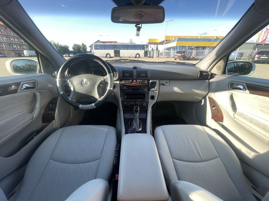Mercedes c220 w203