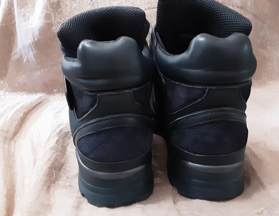 (37) CHANEL оригинални сникърси