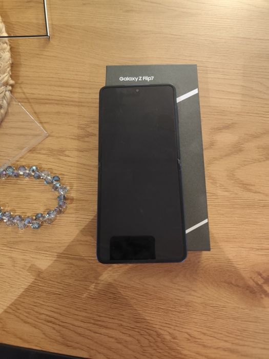 Samsung Z Flip 7 256 gb