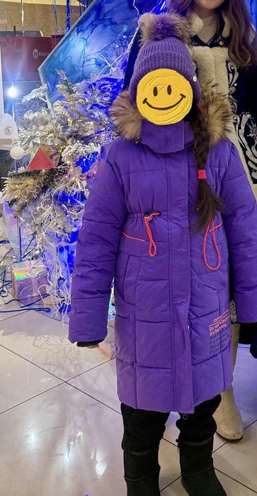 Продам зимнюю куртку на девочку с 6 до 8 лет