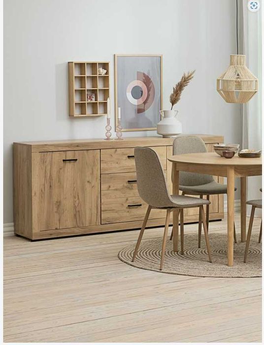 Bufet LINTRUP 2 uși 3 sertare stejar