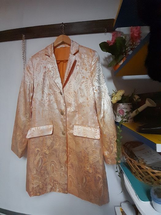 Pardesiu satin Steilmann