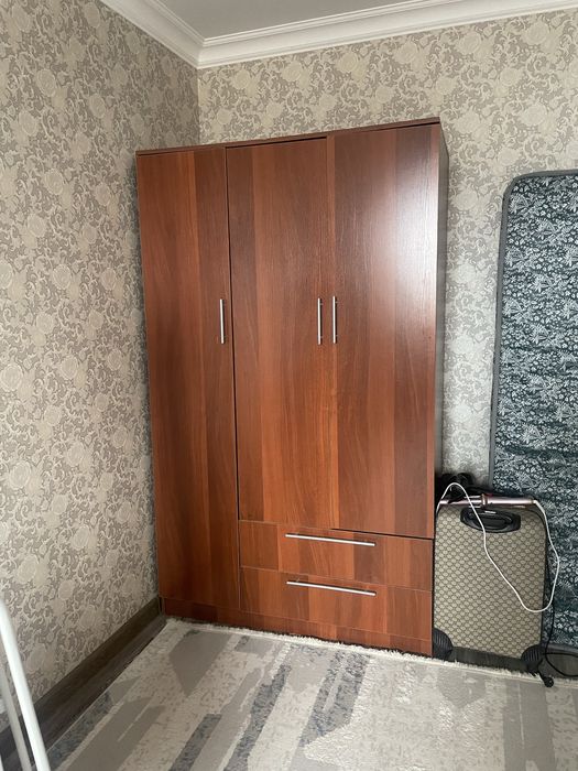 Продаю большой шкаф