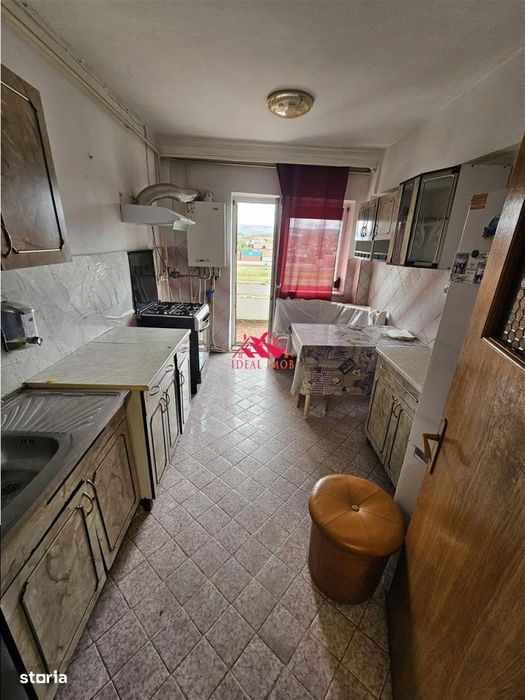 Apartament 3 Camere Decomandate