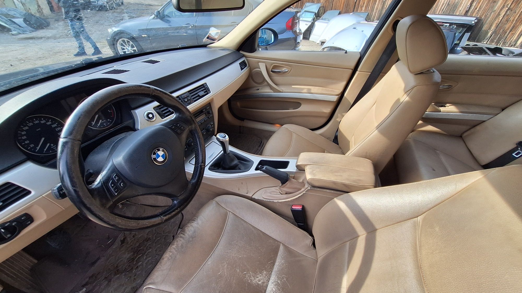 BMW 330XD 231кс на части