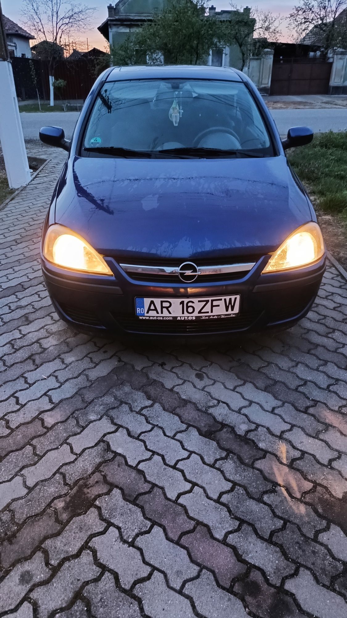 Vând Opel CORSA 1,2