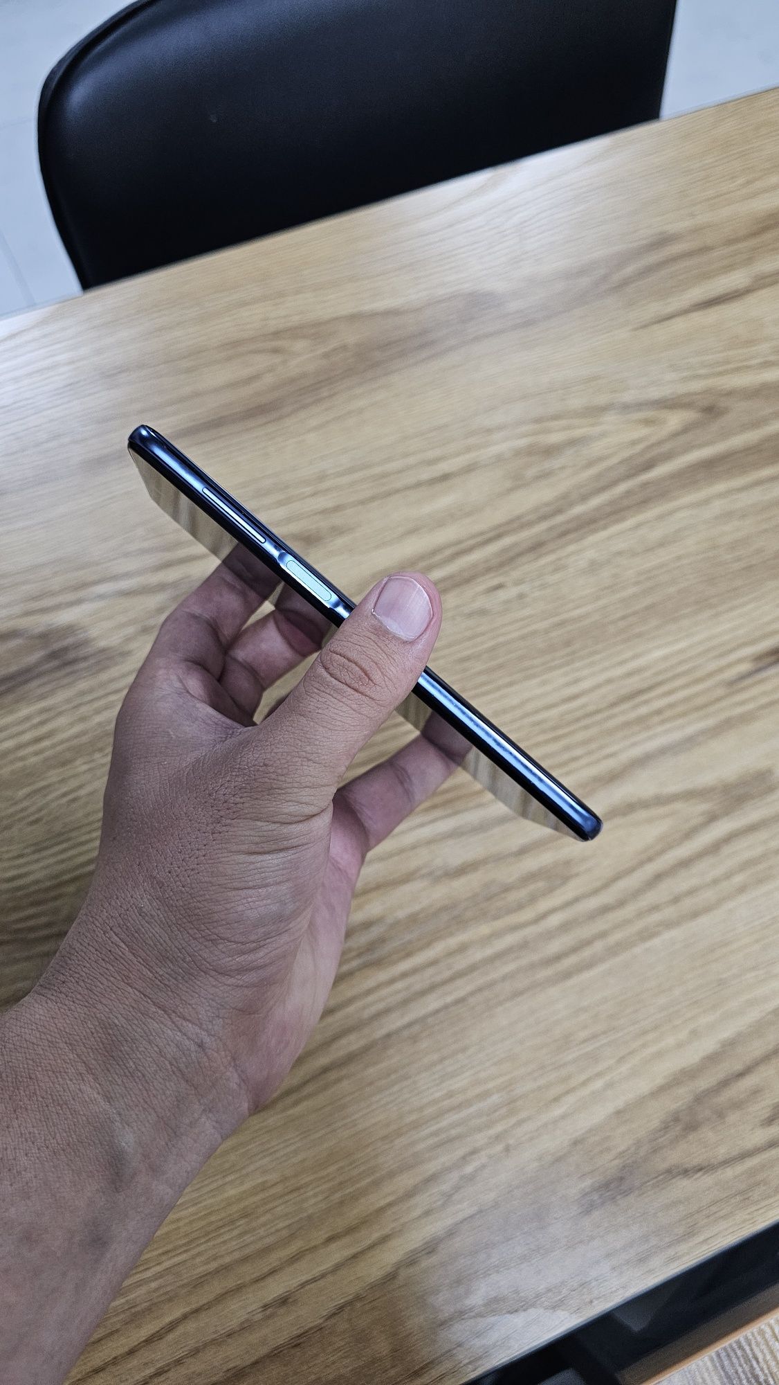 Redmi note 9 pro (Orginal zaryadchik+chexol+karobka dokument)