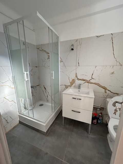 Vand apartament ultracentral 120.000 euro