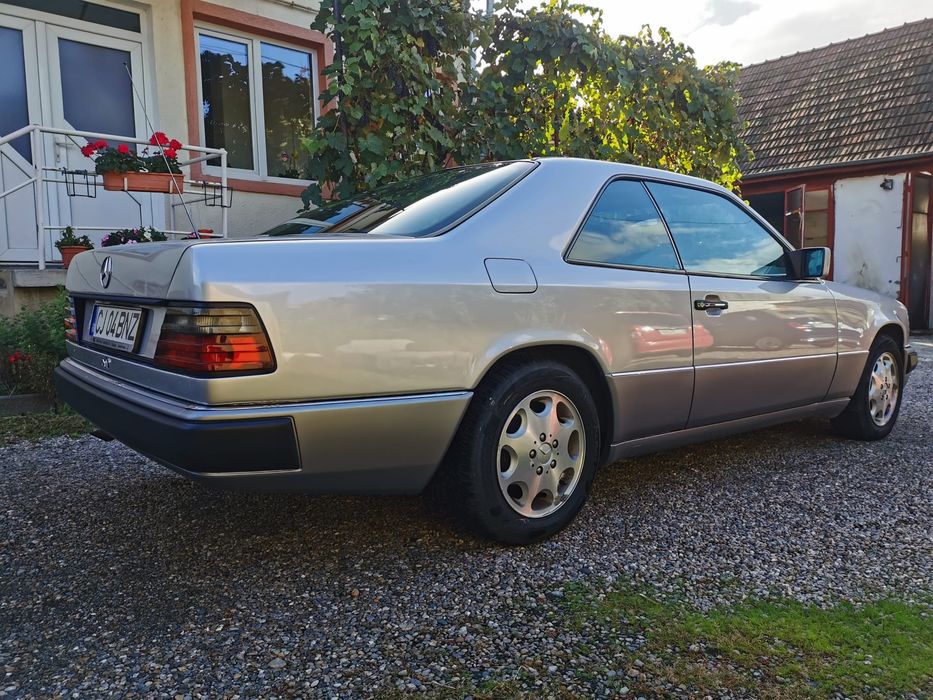 Vând Mercedes Benz w124 300CE coupe