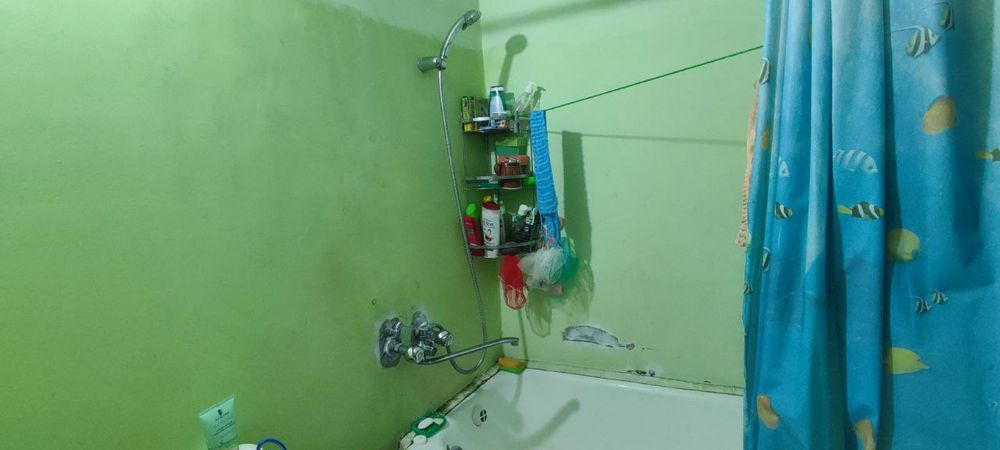 Чилонзор-12кв 1/1/4/Срочно Сотилади Ориентир Шох мет Сентир Йул йузида