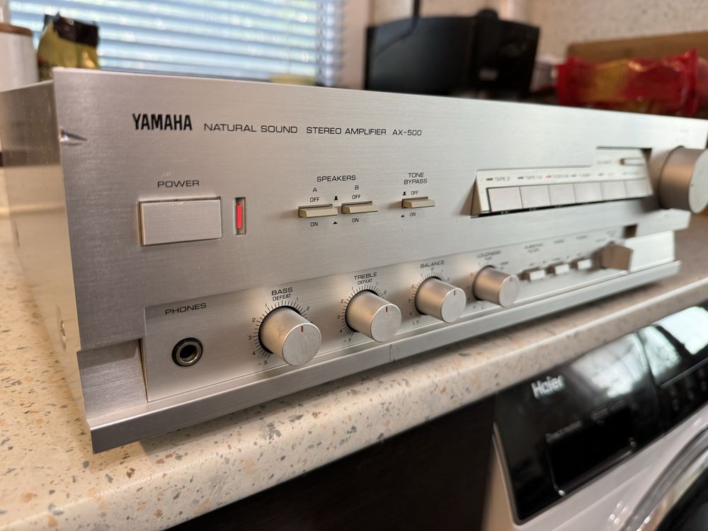 Yamaha AX-500 стерео усилвател