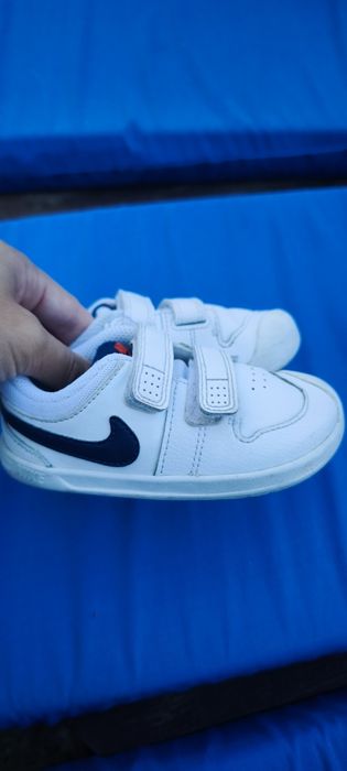Adidași Nike Pico 23.5