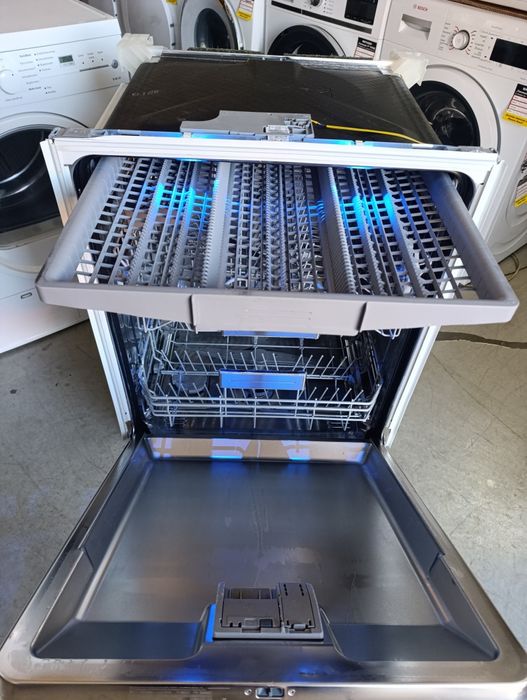 Съдомиялна SIEMENS за Пълно вграждане