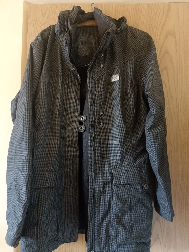 Vand geaca Helly Hansen mar XL ,femei