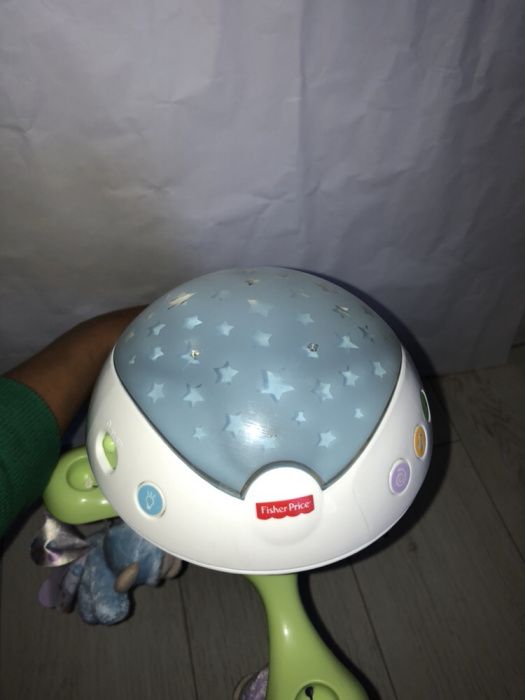 Carusel Fisher Price cu melodii și proiecții lumini