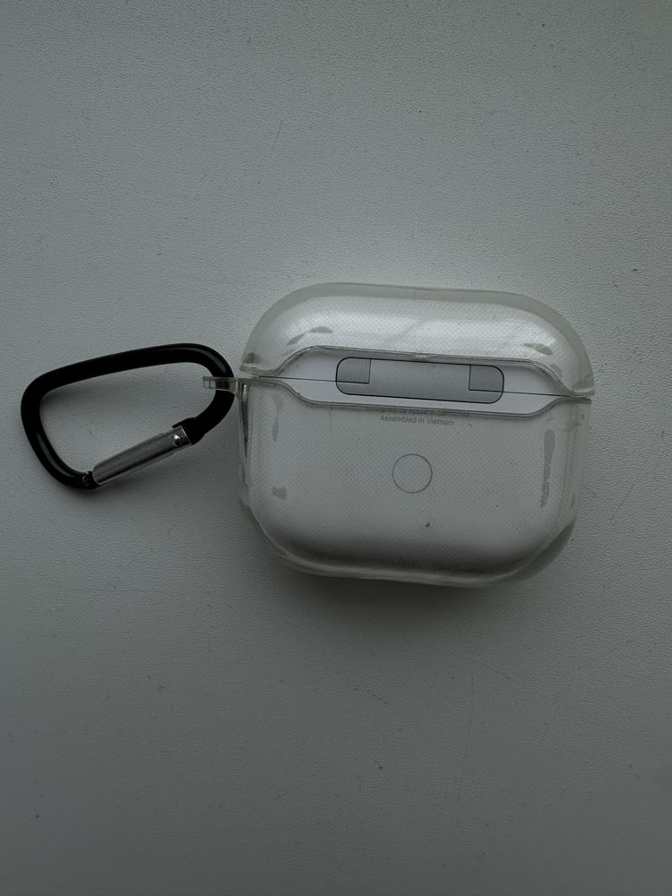 Продаю новый оригинальный AirPods 3 MagSafe