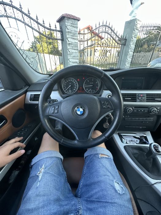 Vând BMW e91 320D 143CP